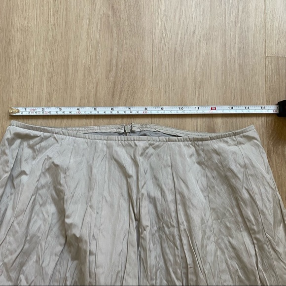 MAX MARA Gray Crinkle Knee Length Puffy Skirt - Picture 4 of 9